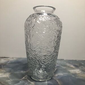 Princess House Fantasia Crystal Floral Vase Poinsettia Floral Pattern 9.5"H